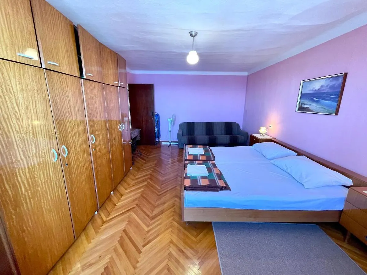 Holiday Home Autentic Dramalj