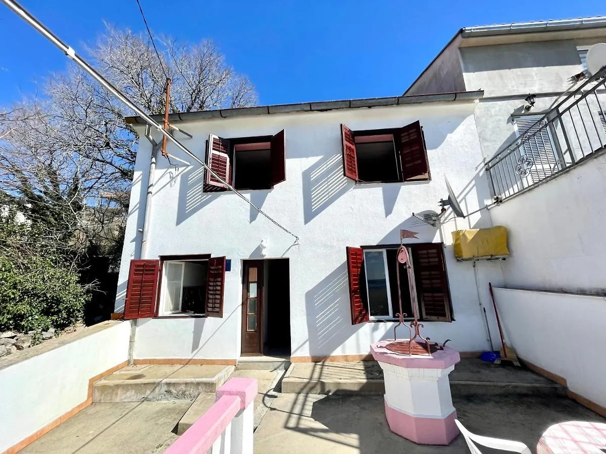 Holiday Home Autentic Dramalj